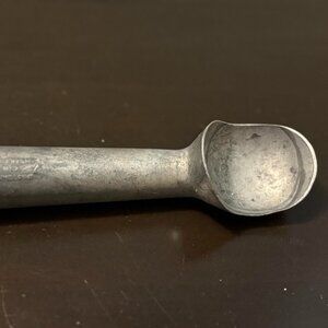 Vintage ZEROLL Roll Dippers Ice Cream Scoop No.16 Made in Maumee, Ohio
